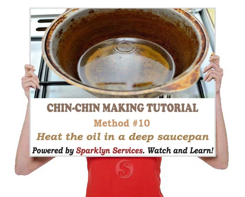 Heat the oil in a deep saucepan